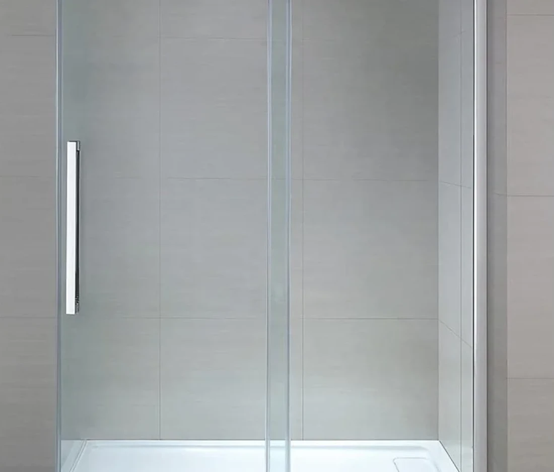 TV2404_shower-door_2